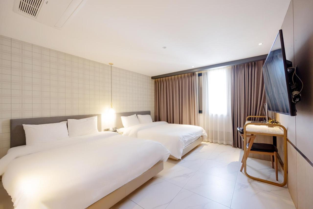 Hound Hotel Seomyeon-Beomcheon Пусан Экстерьер фото