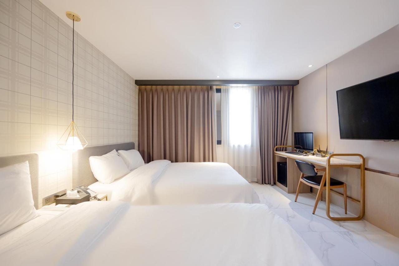 Hound Hotel Seomyeon-Beomcheon Пусан Экстерьер фото